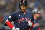 吉田正尚が13試合連続安打で打率を3割に乗せて全米騒然！←「新人王」(海外の反応)