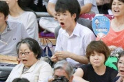 藤井聡太、大相撲を観戦するも迫力にビビってしまう。