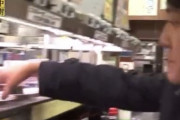【悲報】ココリコ田中、回転寿司で回転してる寿司をそのまま食べてしまう……