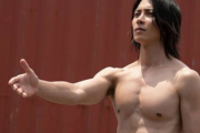 #山下智久さん (37)、肉体が理想的すぎるwwww