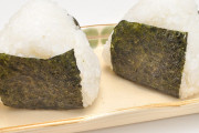 好きなオニギリの具は何？←「おかか」「梅干し」（海外の反応）