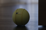 サムスン、革新的なロボットボール 「Ballie」を発表