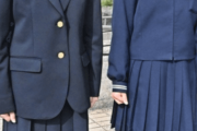 消えゆくセーラー服　性の多様性に配慮でブレザー変更加速　島根県内の女子中学生制服