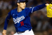 佐々木朗希のスプリットにMLB公式「落差1.1m。ほぼ無回転でナックル。横にも動く。物理法則超えてる」