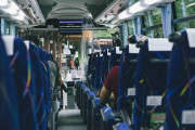 【悲報】高速バスの「相席ブロック」さらに浸透、１人で１０席予約し直前に９席キャンセルするヤバい奴も発生している模様