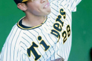 ２年目左腕・鈴木勇斗、大リーグボール１号！？　スタンドざわつく