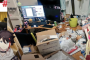 【画像】ヲタクの汚部屋、直視できないくらいヤバかったｗｗｗｗ