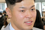 佐藤輝明がサンタにお願い「振ったら全部当たる魔法のバットが欲しい」
