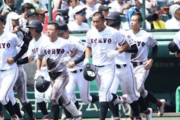 【悲報】広陵高校さん、甲子園の土持ち帰らず