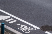 自転車はなぜ一時停止しないのか