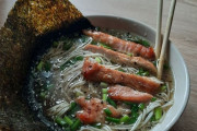 「俺は日本風の鴨肉ラーメンを食べたよ」世界のみんなの昼飯を眺めるスレ