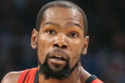 【NBA】ケビン・デュラントさん、乗り込んだバスをまたしても破壊か？