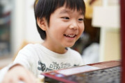 子供ワイ「お、パソコンあるやんけ！さてさてどんなのが入ってるんかな～？？？」ﾜｸﾜｸ
