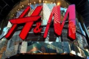 ｷﾀ━━━(ﾟ∀ﾟ)━━━!!　H&M「中国の製糸業者との関係を断つ！」と発表