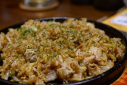 焼きそば「お兄ちゃん合体だ！」戦力1500 ご飯「行くぜ！！！」戦力35000