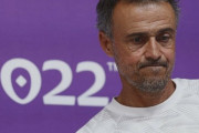 スペイン代表エンリケ監督が〝２位狙い説〟を否定「そんな甘い計算をしている余裕はない」