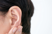 難聴の女だけど質問ある？