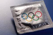 【東京五輪】「選手村でコンドームを16万個配るのは、“国に持ち帰って使ってね”という意味」