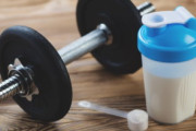 筋トレ前のエネルギー補給って何摂ってる？
