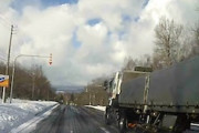 【動画】北海道の雪道で暴走トラックが起こした事故がひどすぎ(@_@;)