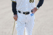 阪神・岡田監督「涌井もチョロチョロするなあ。初めてセ・リーグか」  電撃トレードぶっちゃけ解説