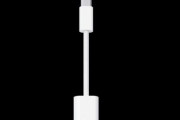 Appleさん、USB-Cケーブルを持っていないユーザーのために変換ケーブルをとんでもない価格で発売ｗｗｗｗｗ