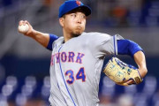 【海外の反応】千賀滉大のメジャー初セーブ記念球を味方野手がスタンドに投げ入れるハプニング【MLB】