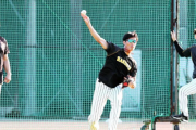 阪神・藤浪「抜けた球がない」　山本昌臨時コーチ「すごかったでしょ？」