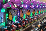 エヴァのパチンコで1800はまってる台あるんだが座るべき？？