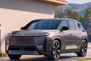【悲報】トヨタが発表したハイランダーBEVモデル、テスラのサイバートラックのパクリだと指摘されてしまうｗｗｗｗｗｗｗｗｗｗ