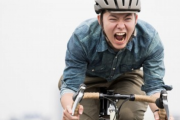 【悲報】自転車、大人も全員ヘルメット義務化ｗｗｗｗｗｗ
