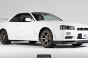 新車未登録のR34、6050万円で落札