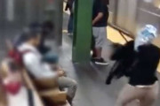 【動画】NYの地下鉄でホームに入ってくる電車に向かって女性を突き飛ばした女を逮捕