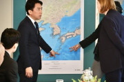 【速報】小泉進次郎防衛相、中国によるレーダー照射被害国のドイツ大使とがっちり握手「認識が一致しました」笑顔で報告