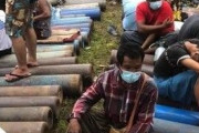 【ミャンマー】コロナ急拡大、医療崩壊・・・酸素を入手するため列をつくる市民
