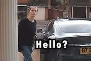 EV車のバッテリーが切れた女の子、他人の家で勝手に充電してしまうｗｗｗｗ