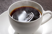 【なんで？】大人になると苦いコーヒーを美味しく感じるのは、思い出補正で脳が調整したから！