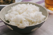 妻「料理をしてると夫がテーブルに食器を並べてくれるので家事分担してくれてるのかと思ったら違った」