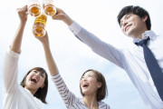 海外「日本での人付き合いには、お酒が結びついてるよね」無理に飲む必要はないけれど