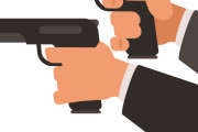 【画像】加藤純一さん、銃を持つｗｗｗｗｗ