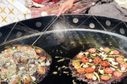 【動画】パキスタンのピザが黒すぎる。これ大丈夫なの？ｗｗｗ