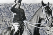 パリ五輪、総合馬術団体で銅メダルを獲得、「バロン西」以来92年ぶりの表彰台！