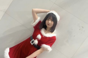 【画像】今日のミーグリ、佐藤璃果のミニスカサンタコスプレが凄すぎる・・・【乃木坂46】