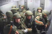 【話題】マヌケなロシア兵、政庁舎を占拠しようと全員がエレベーターに乗ったところ電源切られ閉じ込め捕虜にｗｗｗｗｗ