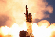 北朝鮮が黄海上に放射砲(多連装ロケット砲)を複数発射…韓国軍は監視と警戒を強化！