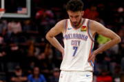 【NBA】チェット、歴史に残る大チョーク…最後の3Qでシュート試投0の衝撃