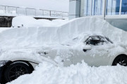 【朗報】俺、大雪の中車を救出ｗｗ