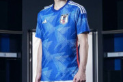 【W杯】ドイツに勝った日本、カタールで人気になってしまうｗｗｗ「日本のユニフォームはどこで買えるんだ！？」 ショッピングモールでは日本グッズ品切れ相次ぐ