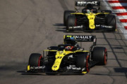 ルノーF1のオコン「ロシアGPのレースの序盤はおそらくこれまでのシーズンで最強だったと思う」