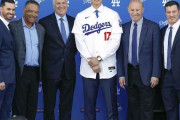 大谷「頼む！後払いにするから補強してくれ！」ドジャース「まかせろ！」